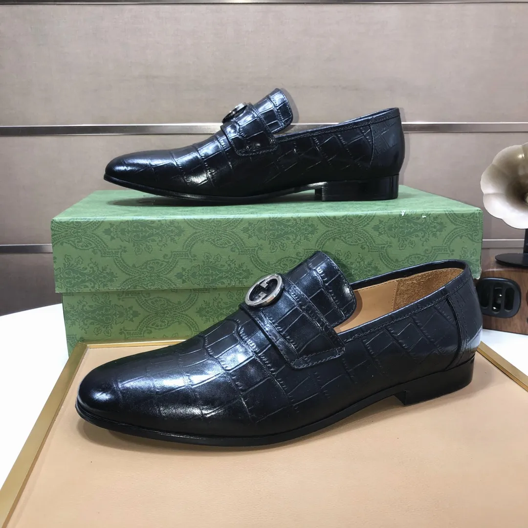 Men's shoes 💰580💰[GUCCI—Gucci] The latest high-end version of Gucci. Official website new model. Available at the same time at counters, the uppers are made of original cowhide imported from Italy/matched with the original special material splicing design concept; "highlight, high-end, grade, extravagance" and exquisite workmanship (original mesh fabric) sole: original factory special outsole size (38-45) (custom-made 45 non-returnable)